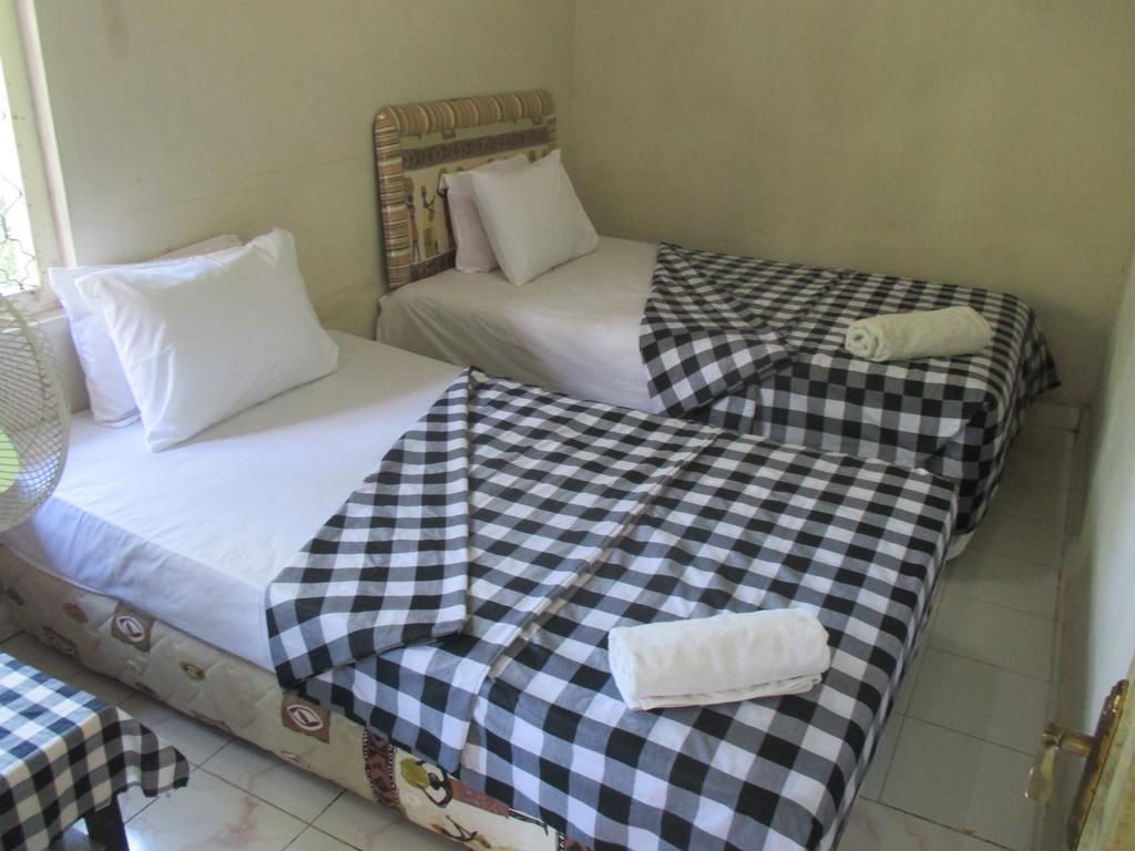 Esa Di Kubu Homestay Singaraja Zewnętrze zdjęcie