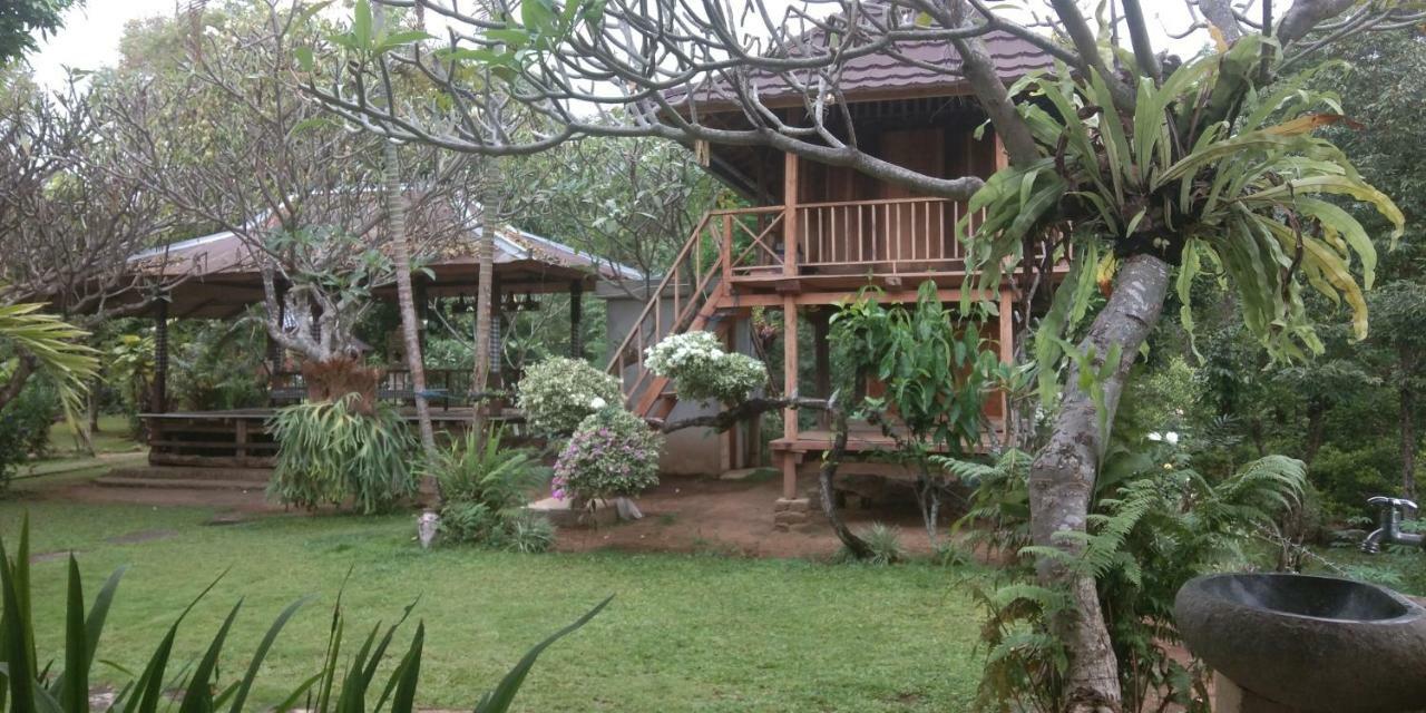 Esa Di Kubu Homestay Singaraja Zewnętrze zdjęcie